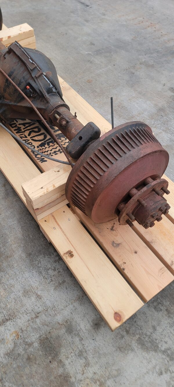 NOS GM Corporate 14 Bolt Rear axle - Image 9