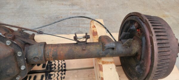 NOS GM Corporate 14 Bolt Rear axle - Image 11