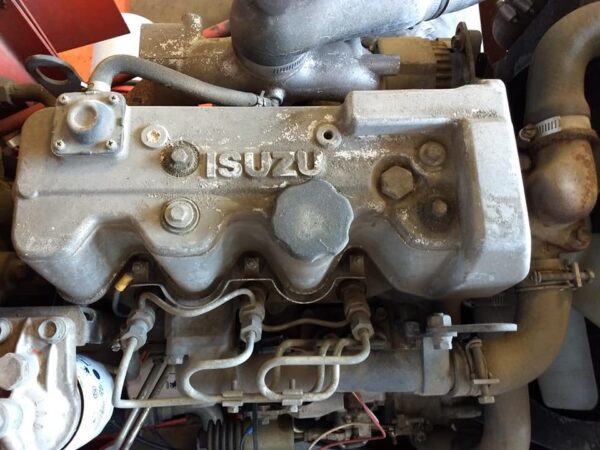 35 HP industrial Isuzu Diesel Engine - Image 3