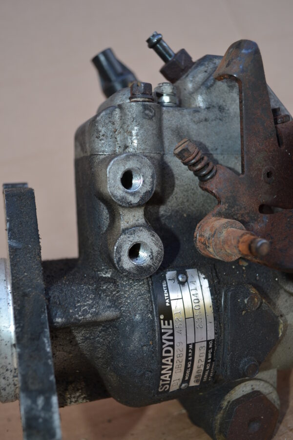 6.2L J code (military) injector pump - core - Image 2